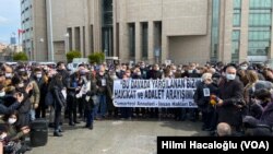 25 Mart 2021 - Cumartesi Anneleri'nin 700'üncü hafta protestosunda gözaltına alınan 46 kişinin davasında ilk duruşma yapıldı